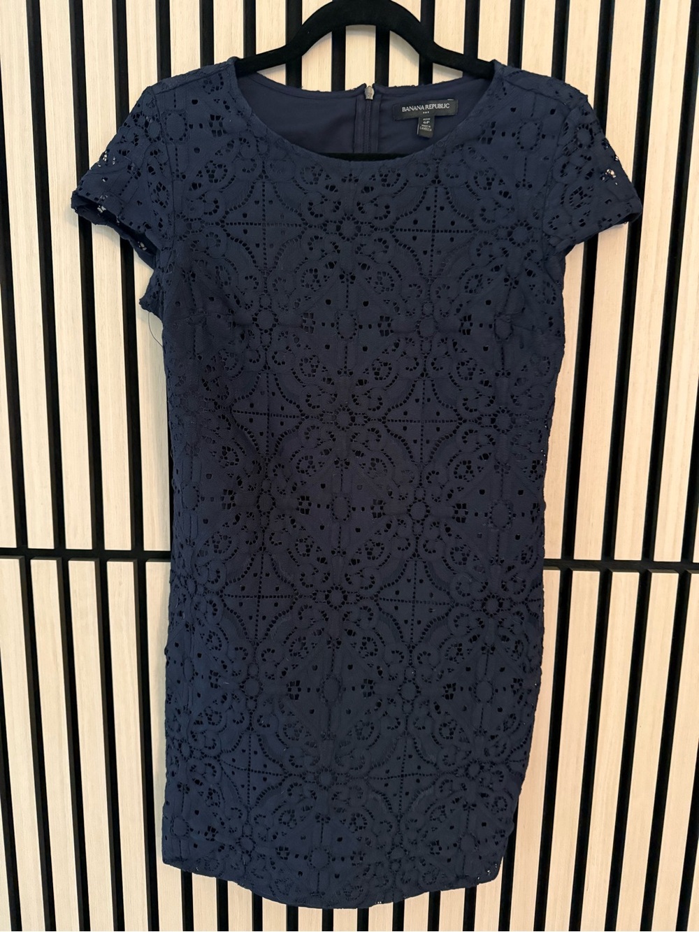 Banana Republic Women’s Navy Eyelet Lace Shift Dress